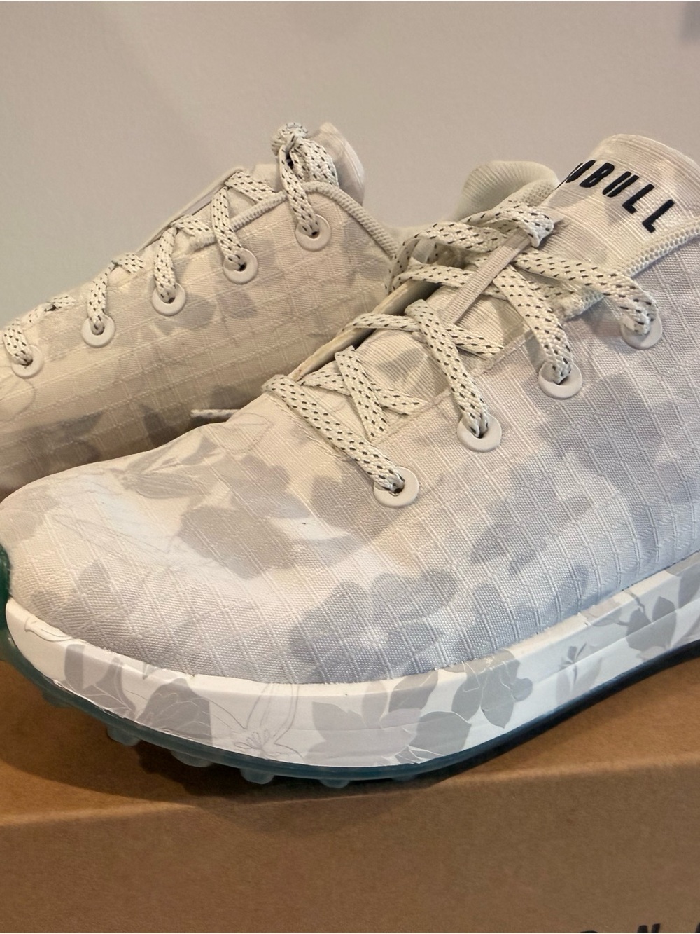 NOBULL Ripstop Golf Spikeless Sneaker White/Green Camo Men's US 6 Women’s 7.5